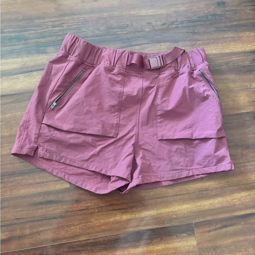 CRZ YOGA Women's Purple Athletic Shorts